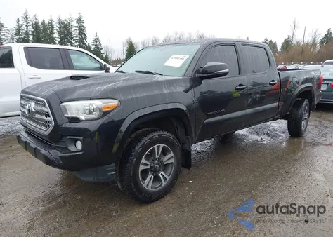 2017 Toyota Tacoma Trd Off Road/Trd Sport z USA, uszkodzony, nr VIN 5TFDZ5BN3HX027435
